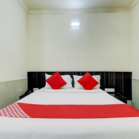 Super Hotel O Nar Comforts Near Ksr Railway Station Bangalore Luaran gambar