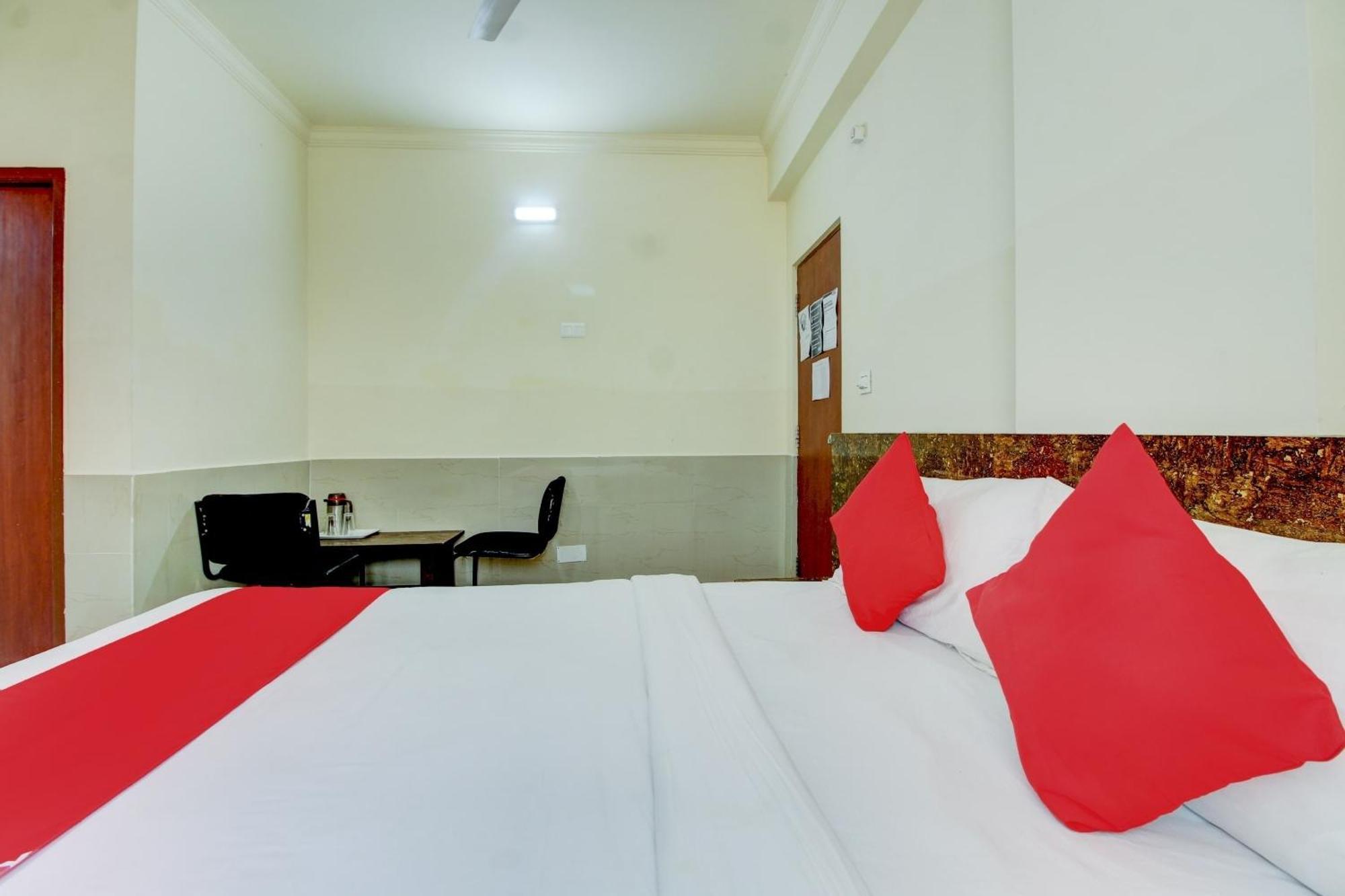 Super Hotel O Nar Comforts Near Ksr Railway Station Bangalore Luaran gambar