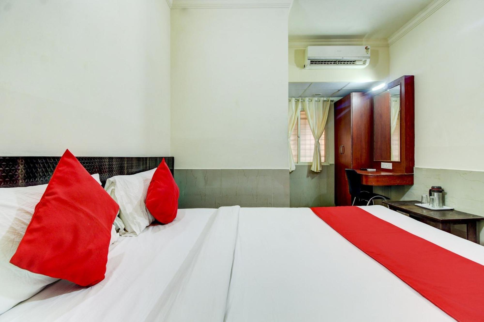 Super Hotel O Nar Comforts Near Ksr Railway Station Bangalore Luaran gambar
