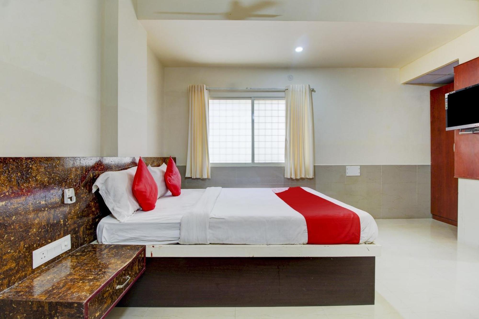 Super Hotel O Nar Comforts Near Ksr Railway Station Bangalore Luaran gambar